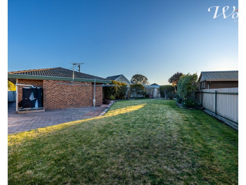 482 Donald Crt, Lavington NSW 2641