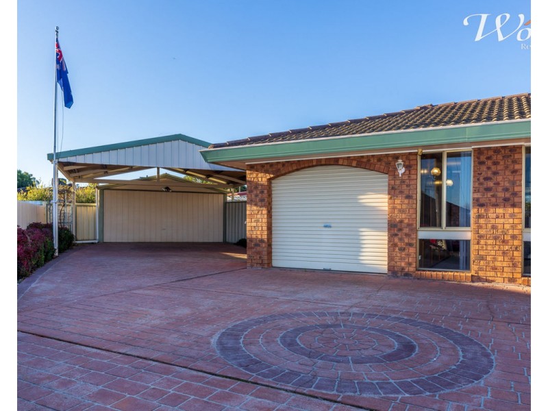 482 Donald Crt, Lavington NSW 2641