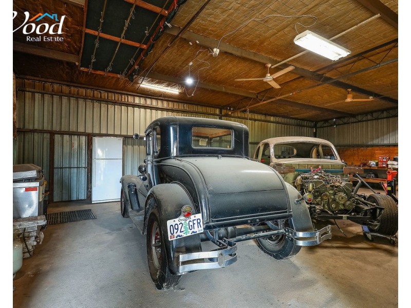 670 Prune Street, Springdale Heights NSW 2641