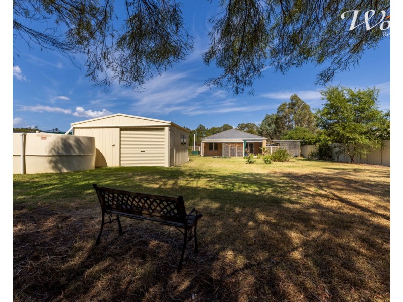 23 Jacob St, Burrumbuttock NSW 2642