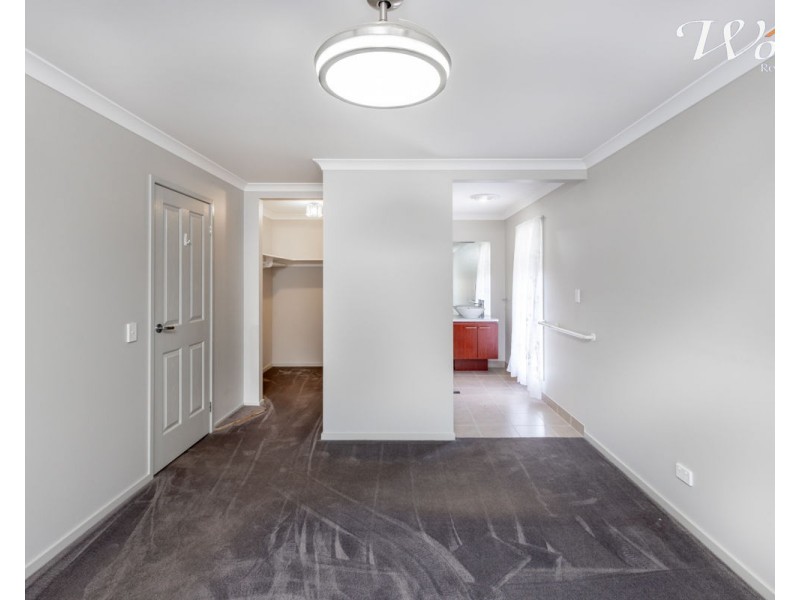 23 Jacob St, Burrumbuttock NSW 2642