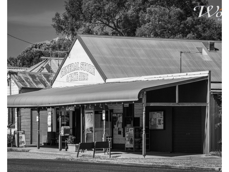 23 Jacob St, Burrumbuttock NSW 2642