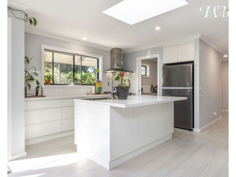 7 Tabletop Crt, Thurgoona NSW 2640