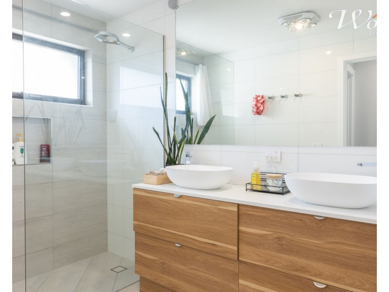 7 Tabletop Crt, Thurgoona NSW 2640