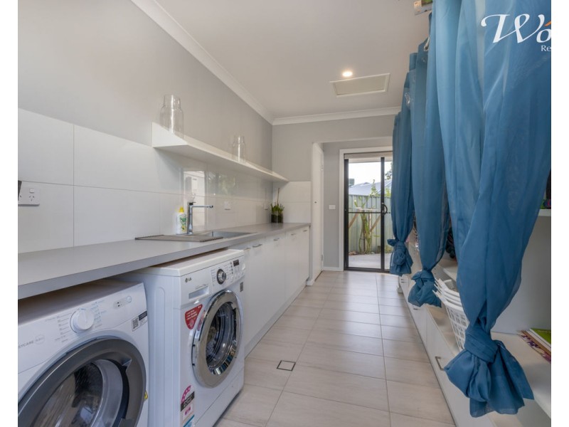 7 Tabletop Crt, Thurgoona NSW 2640