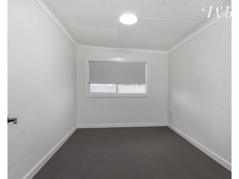 495 McKenzie St, Lavington NSW 2641