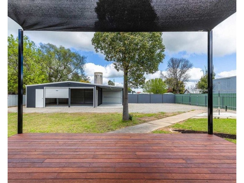 1 Douglas St, Culcairn NSW 2660