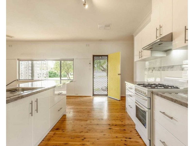 1 Douglas St, Culcairn NSW 2660