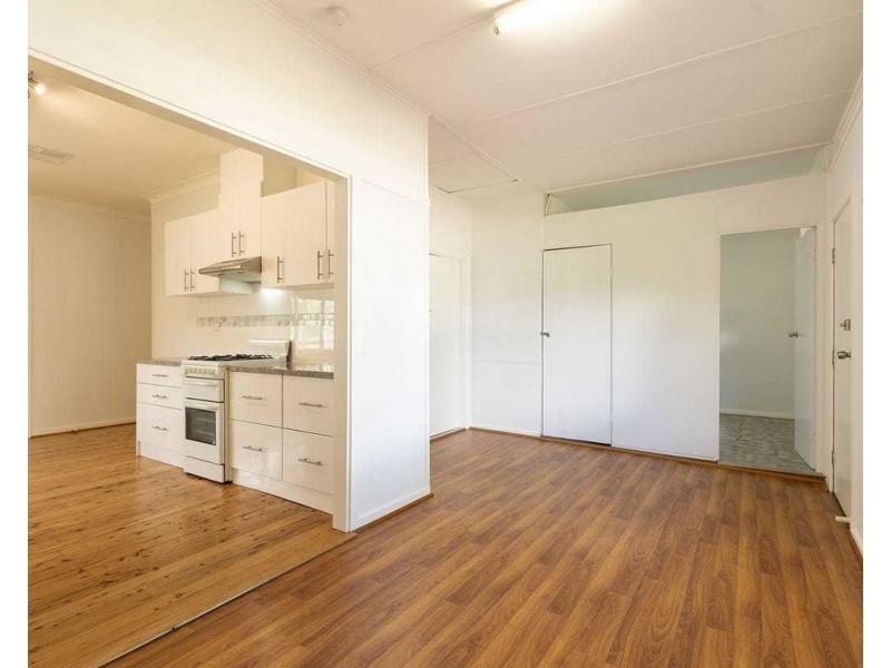 1 Douglas St, Culcairn NSW 2660