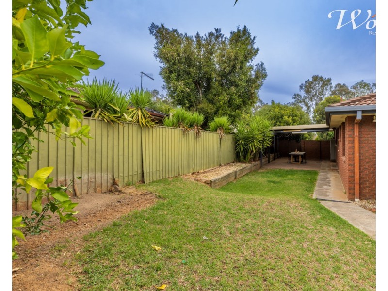 8 Daysdale Way, Thurgoona NSW 2640