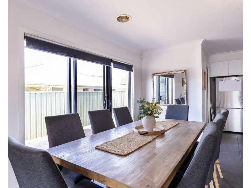 577 Chant St, Lavington NSW 2641