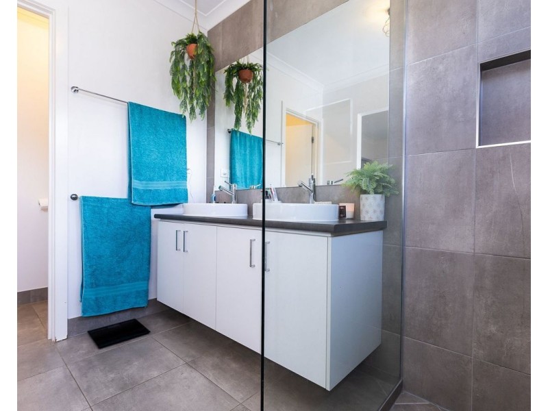 577 Chant St, Lavington NSW 2641