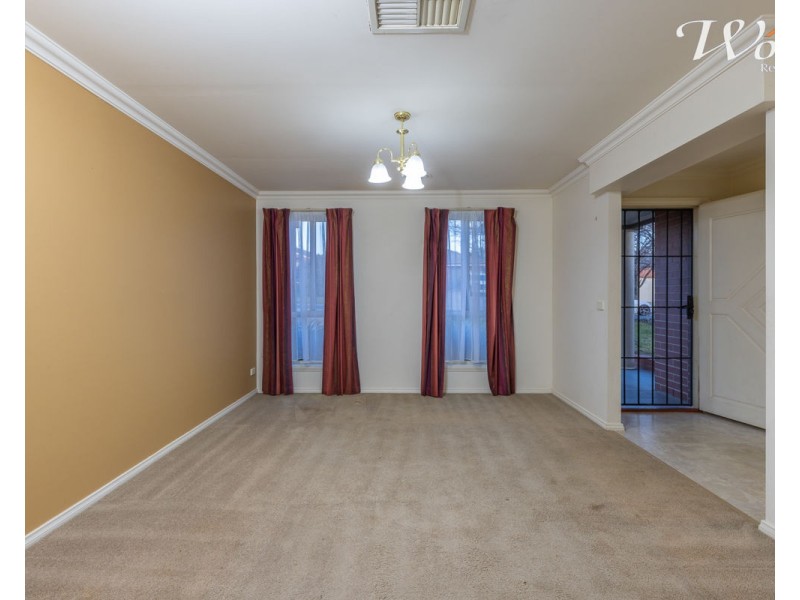 40 Winnell Crt, Thurgoona NSW 2640