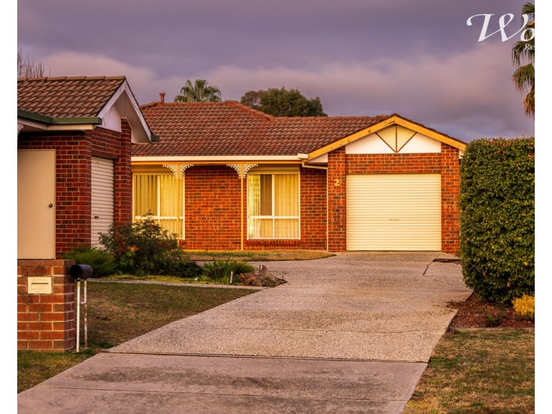 2/42 Jackling Dr, Lavington NSW 2641