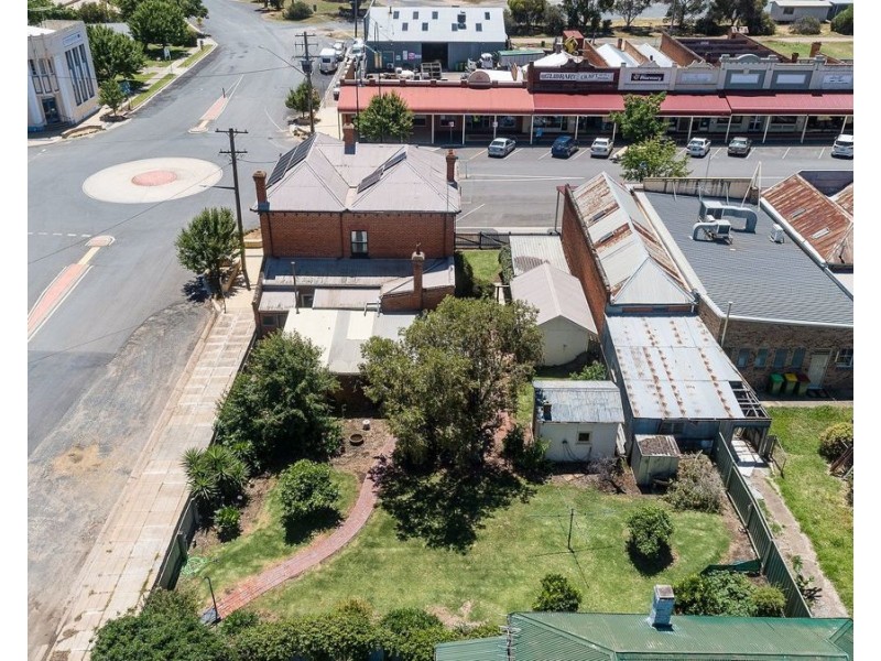 33 Sladen St, Henty NSW 2658