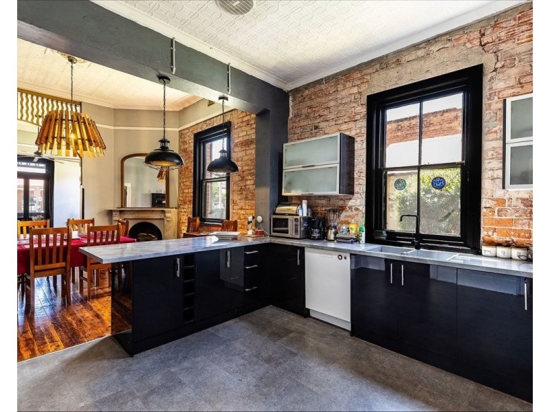 33 Sladen St, Henty NSW 2658