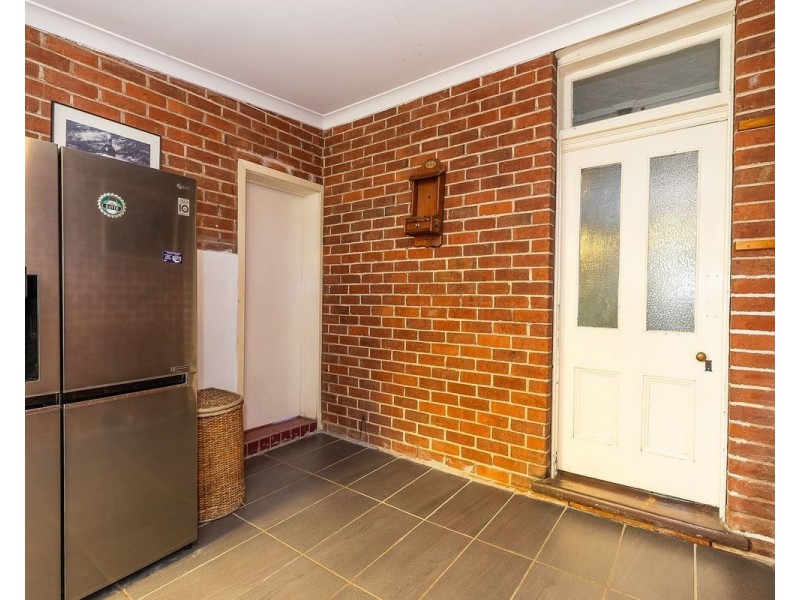 33 Sladen St, Henty NSW 2658