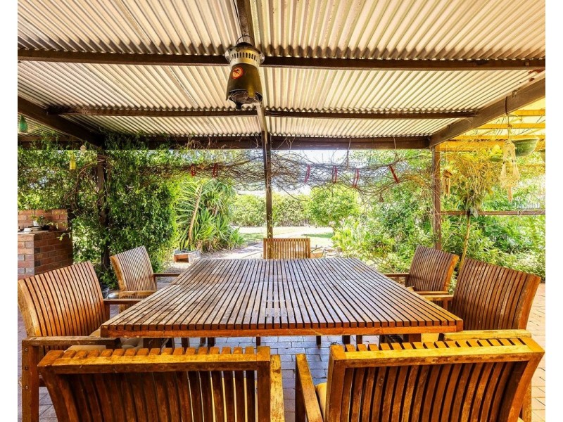 33 Sladen St, Henty NSW 2658