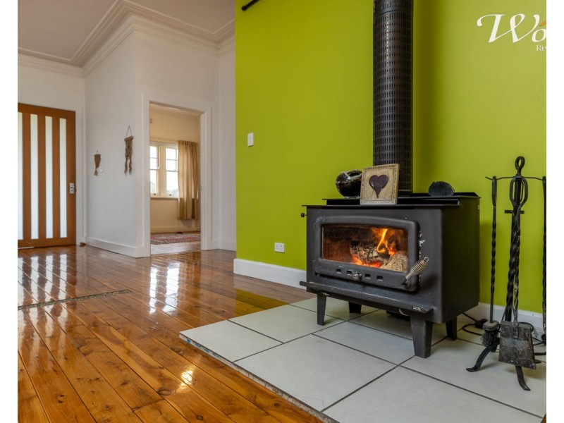 61 Balfour St, Culcairn NSW 2660