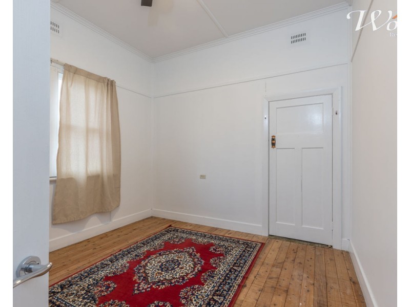 61 Balfour St, Culcairn NSW 2660