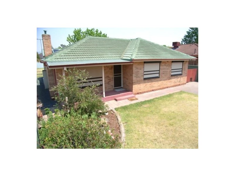 535 Prune Street, Lavington NSW 2641