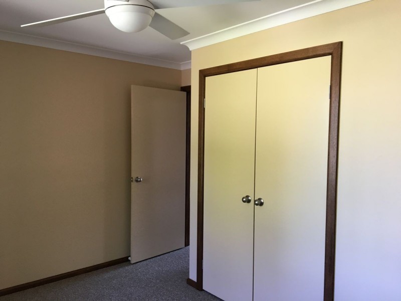 2/525 Kaitlers Road, Lavington NSW 2641