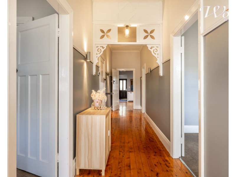 42 Comer St, Henty NSW 2658