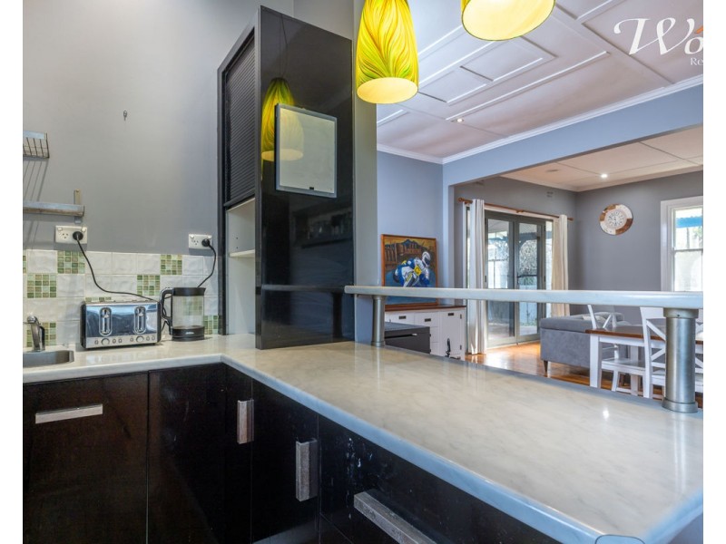 42 Comer St, Henty NSW 2658