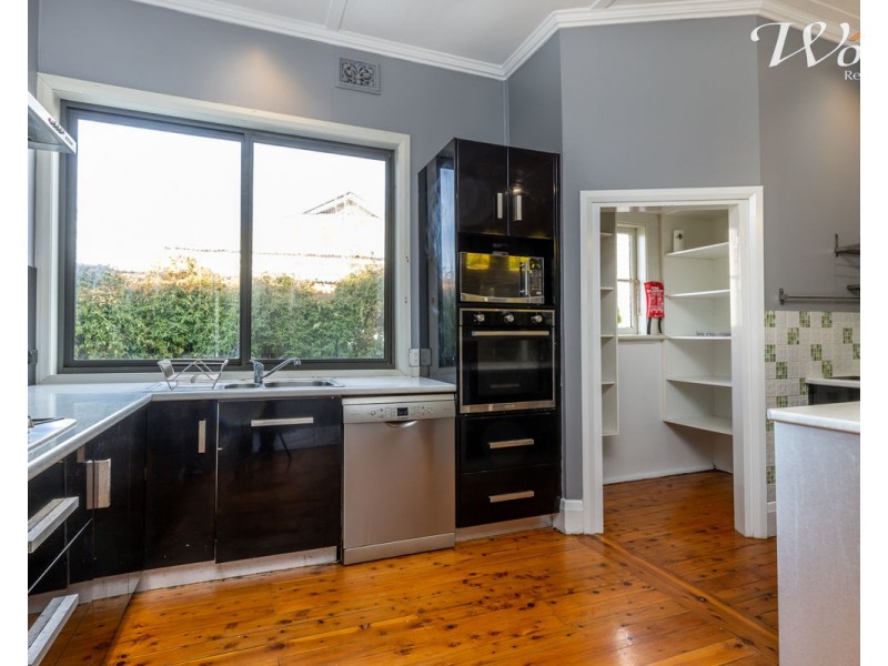 42 Comer St, Henty NSW 2658