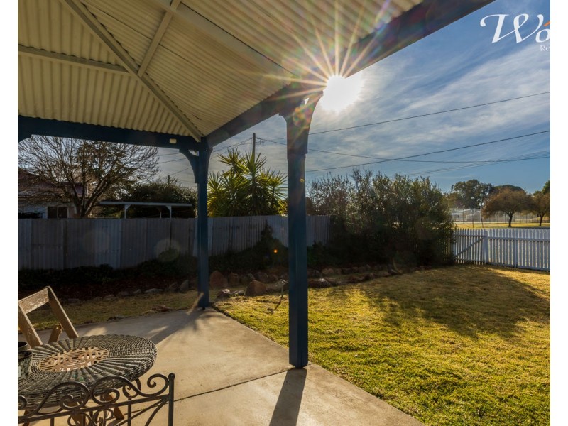 42 Comer St, Henty NSW 2658
