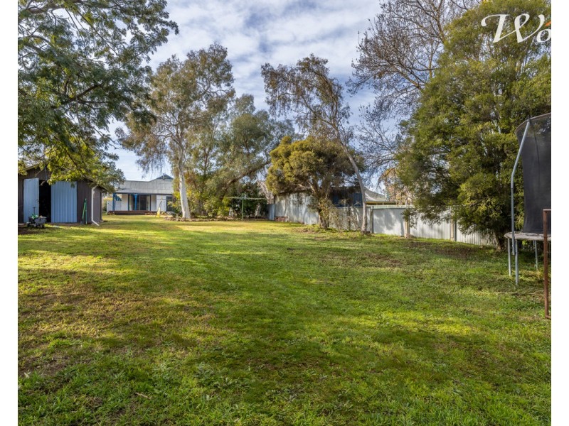 42 Comer St, Henty NSW 2658