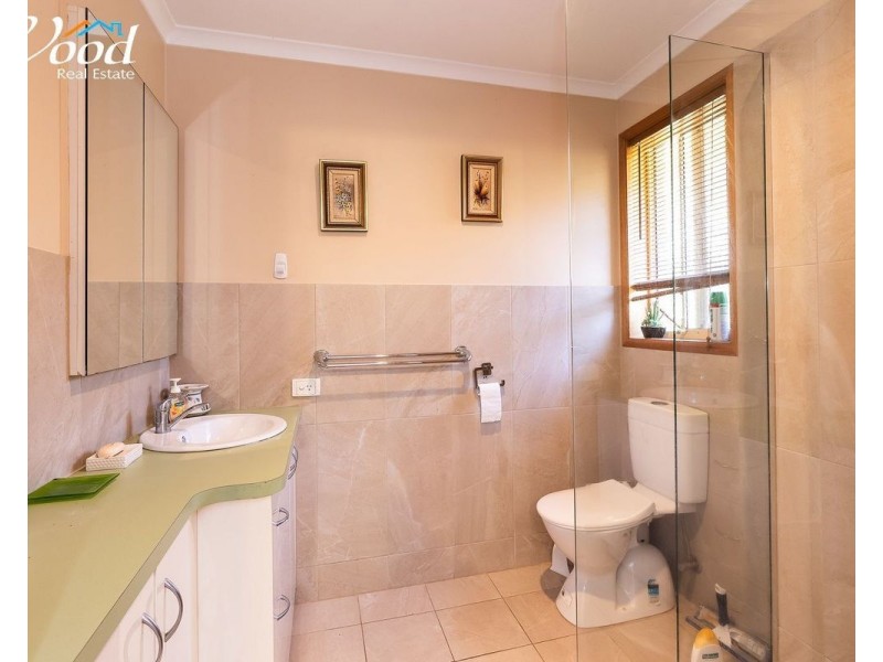 41 Sarson Rd, Glenroy NSW 2640