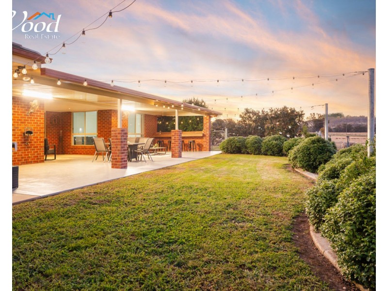 181 Alexandra Way, Table Top NSW 2640