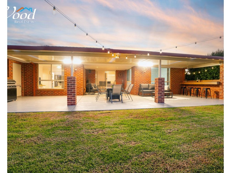 181 Alexandra Way, Table Top NSW 2640