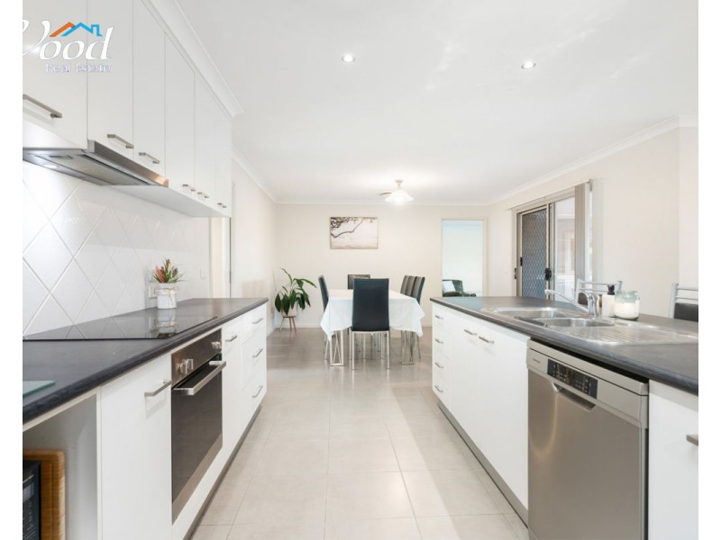 181 Alexandra Way, Table Top NSW 2640