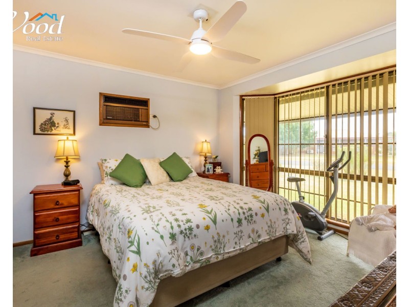 37 Macbean St, Culcairn NSW 2660