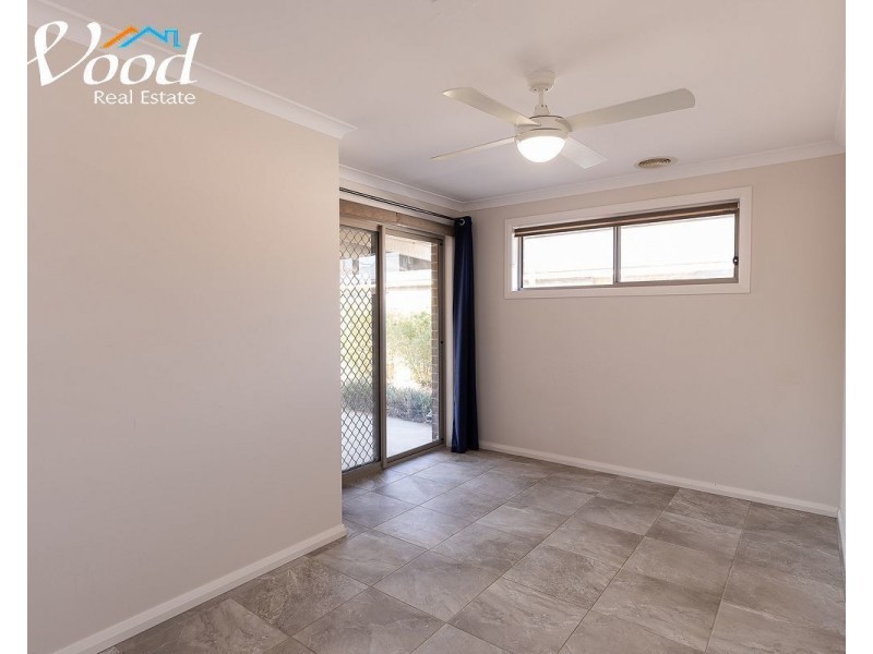 15 Fourth St, Henty NSW 2658