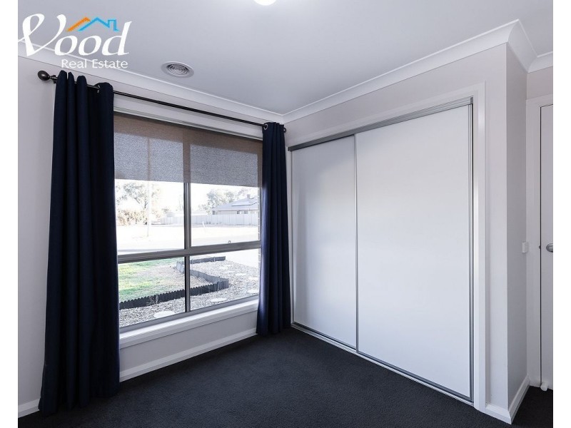 15 Fourth St, Henty NSW 2658