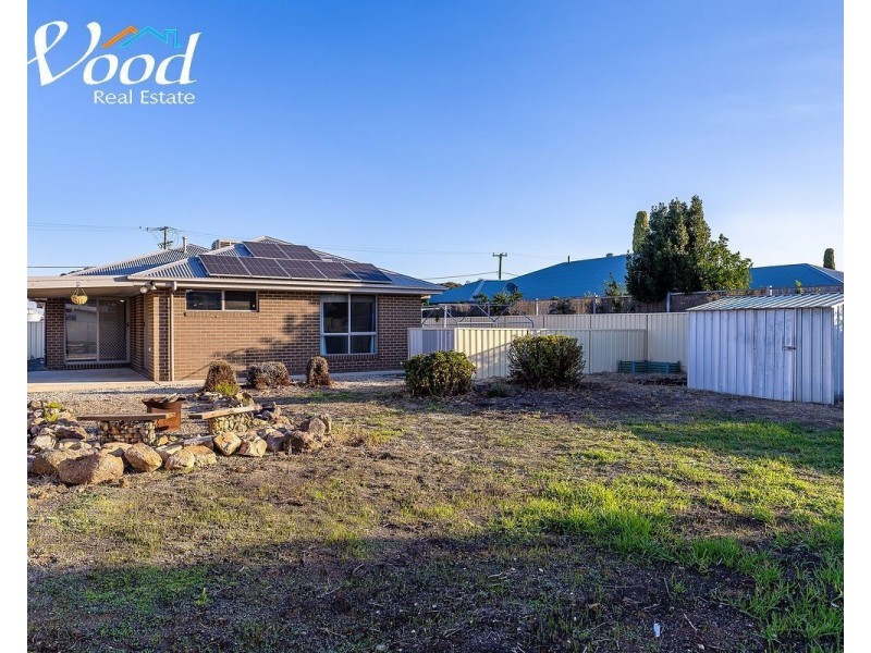 15 Fourth St, Henty NSW 2658