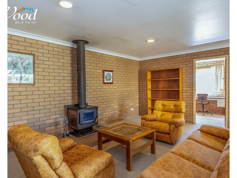 2 Balfour St, Culcairn NSW 2660