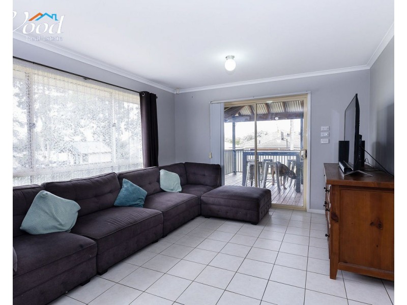 249 Desmond St, Lavington NSW 2641
