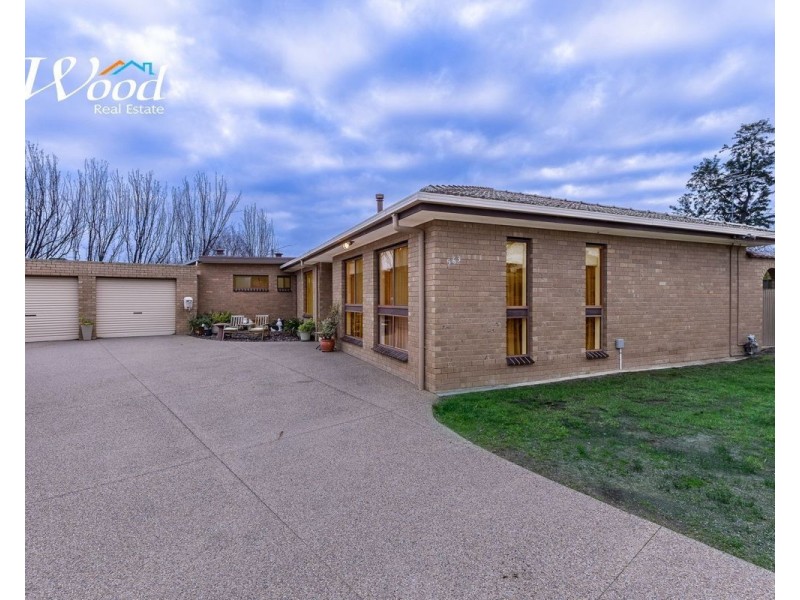 563 Grayfern Crt, Lavington NSW 2641