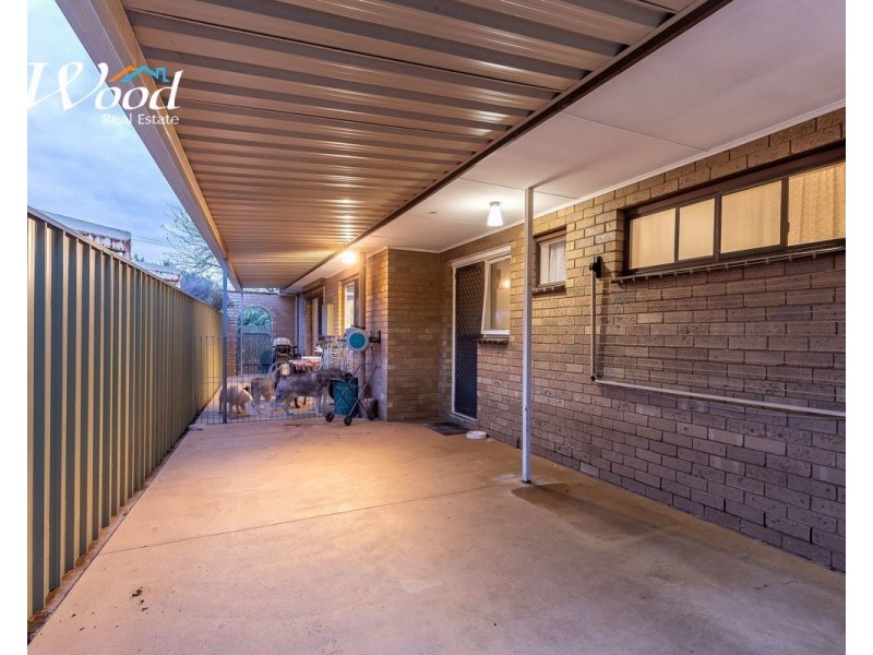 563 Grayfern Crt, Lavington NSW 2641