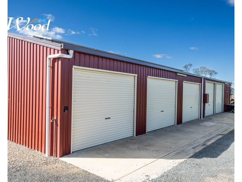25 Alexandra Way, Table Top NSW 2640