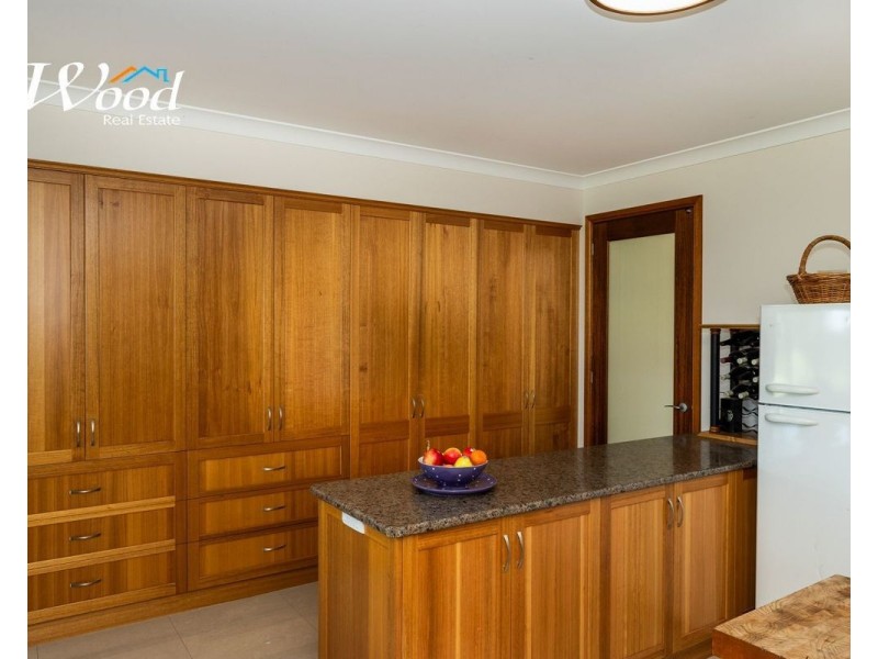 25 Alexandra Way, Table Top NSW 2640