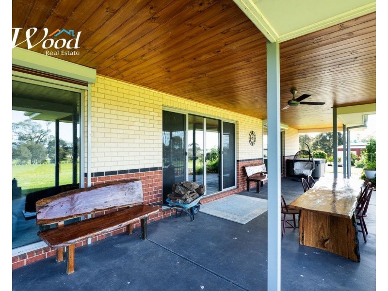 25 Alexandra Way, Table Top NSW 2640