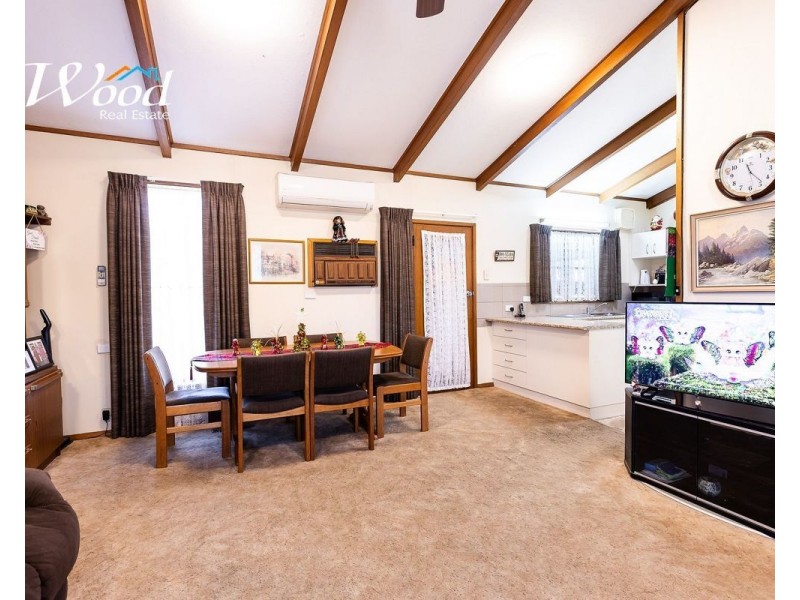 1001 Yensch Ave, North Albury NSW 2640