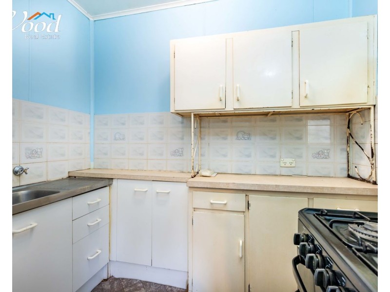 5 Elm St, Henty NSW 2658