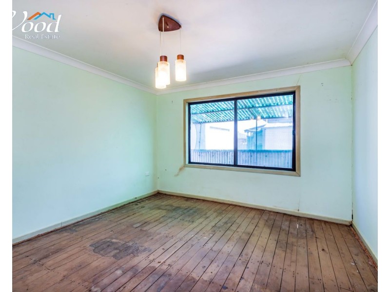 5 Elm St, Henty NSW 2658