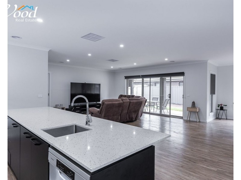 20 Lucton Pl, Thurgoona NSW 2640
